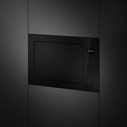 MICROONDAS SMEG (INT.) MUSA PRETO FMI225BI